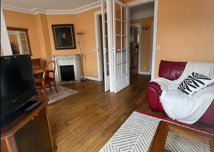 Avec Terrasse 14 Eme * Paris